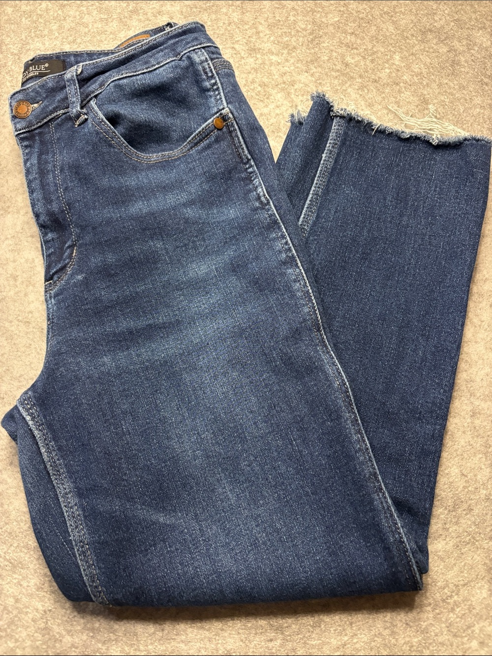 ✨ Judy Blue Size 11/30 Dark Wash High Rise Cropped Straight Leg Jeans
